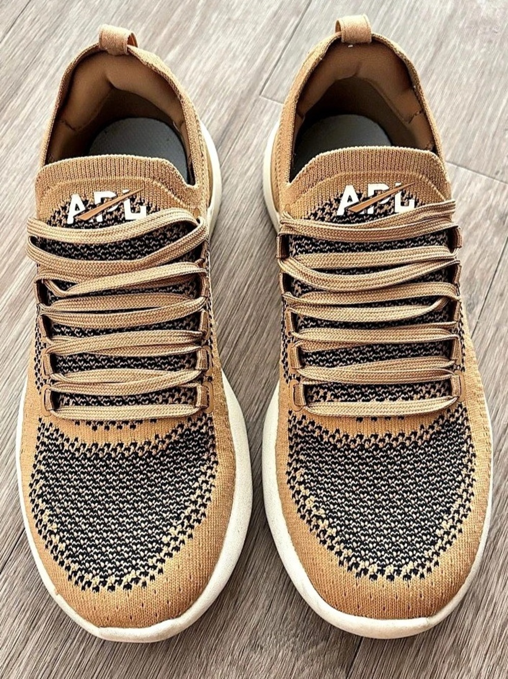 APL TechLoom Breeze
